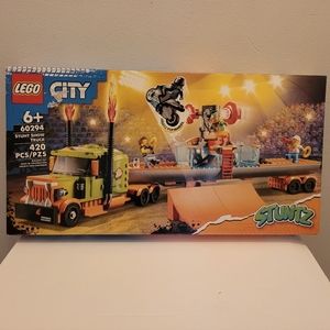 LEGO City Stuntz Stunt Show Truck 60294